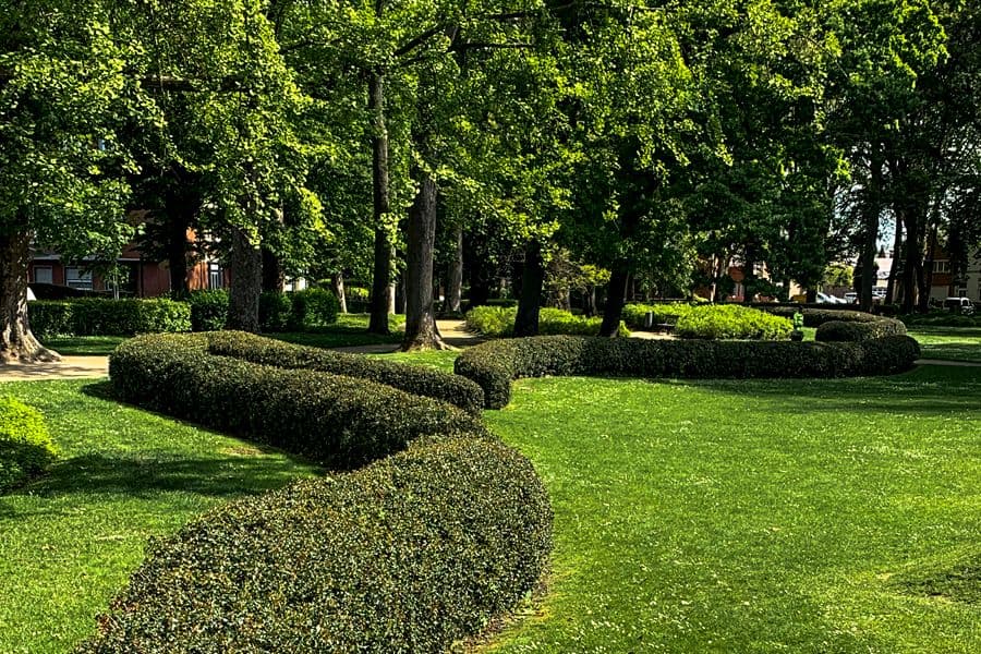 Parc Romantique lawn and borders