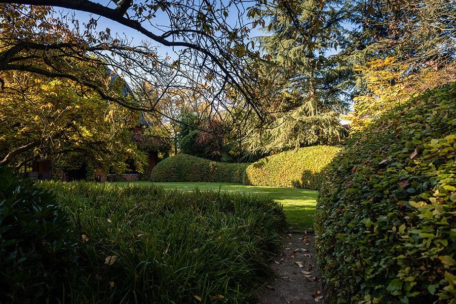 Herbosch garden main view