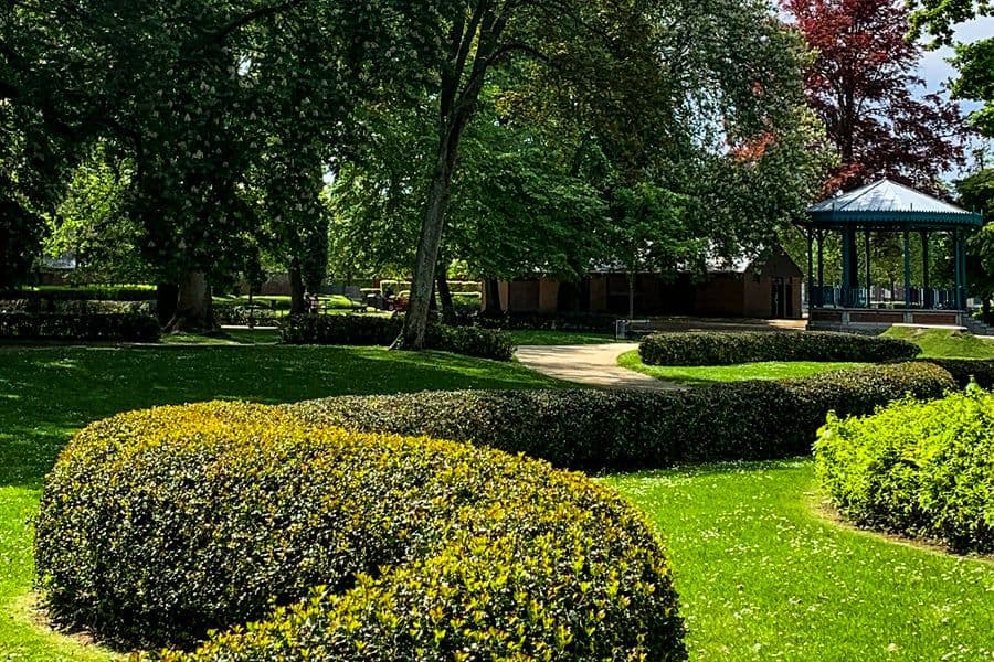 Parc Romantique walled garden