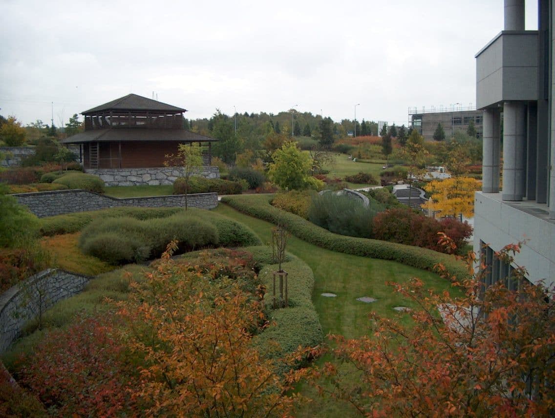 BGL BNP Paribas corporate campus landscape garden