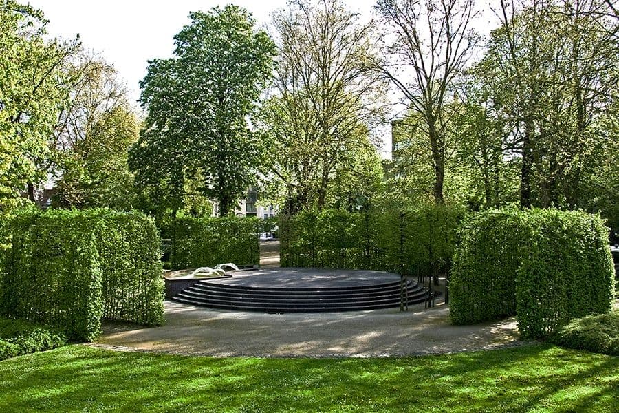 Het Plein park planting beds