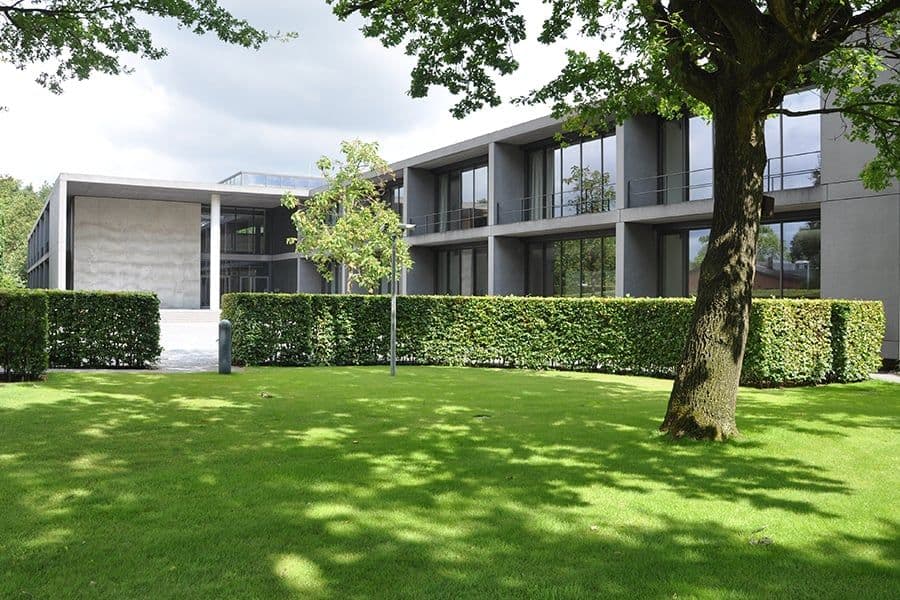 Ernsting's Family Campus green courtyard