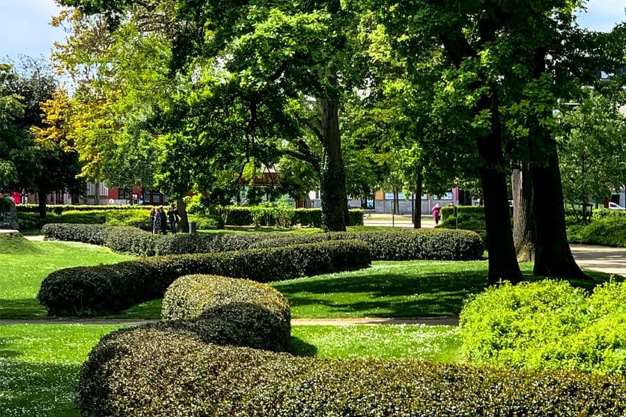 Parc Romantique formal hedges
